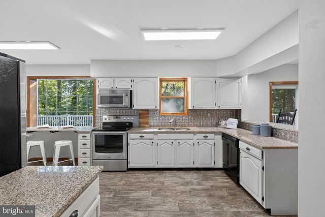 10 BROOK VALLEY CT, Freeland, MD 21053