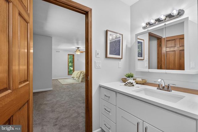10 BROOK VALLEY CT, Freeland, MD 21053