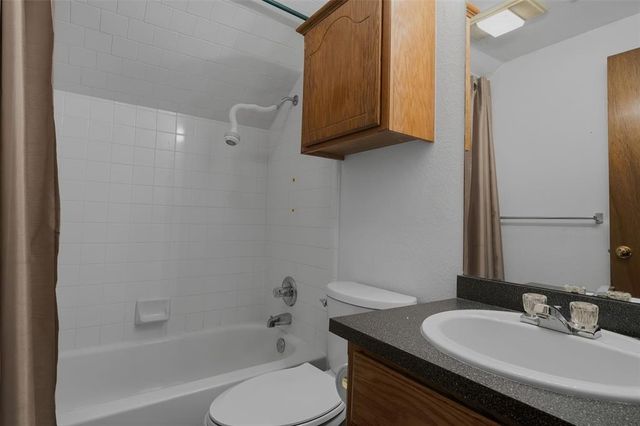 1605 Pennington Cir Circle, Midwest City, OK 73130