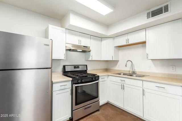 616 S BELLVIEW -- C, Mesa, AZ 85204