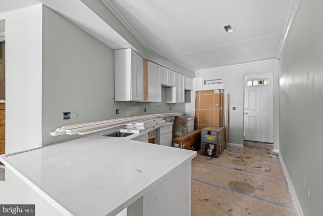 2423 MCCULLOH ST, Baltimore, MD 21217