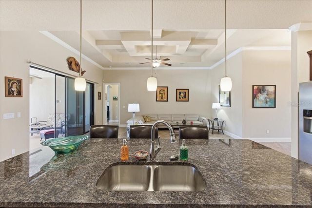 8 COCHRAN LANE, Palm Coast, FL 32137