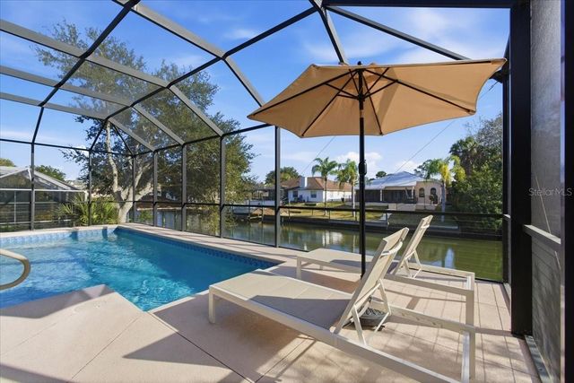 8 COCHRAN LANE, Palm Coast, FL 32137