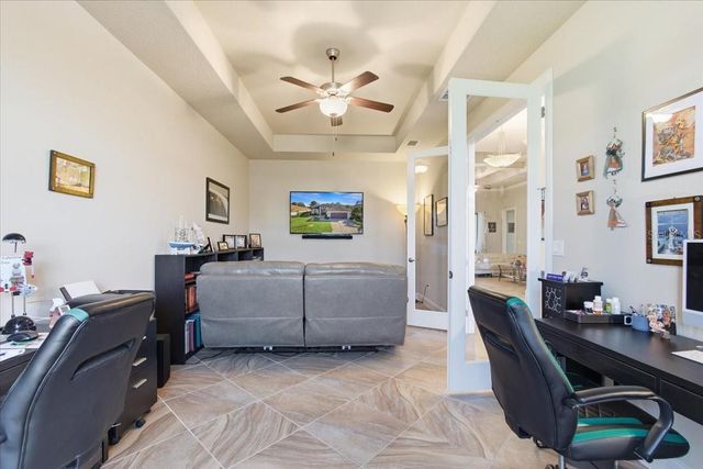 8 COCHRAN LANE, Palm Coast, FL 32137