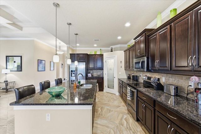 8 COCHRAN LANE, Palm Coast, FL 32137