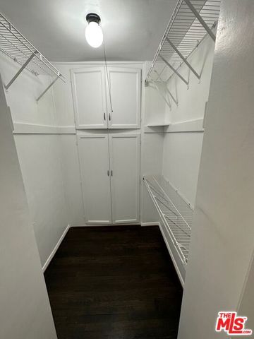 1366 S Beverly Glen Boulevard 1372, Los Angeles, CA 90024
