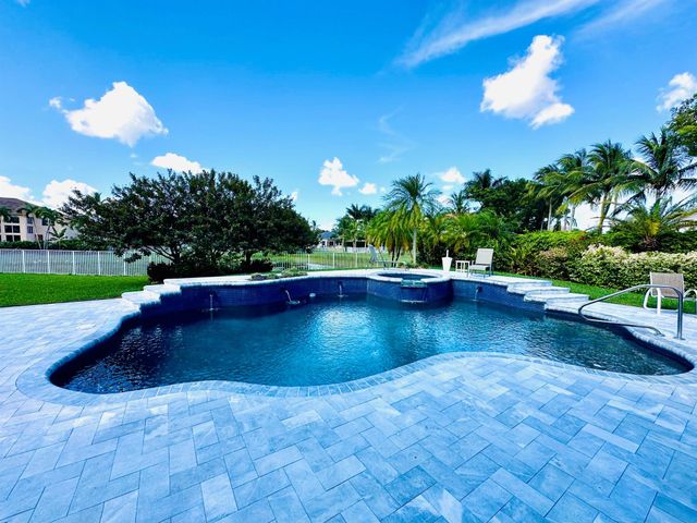 11349 Mainsail Court, Wellington, FL 33449