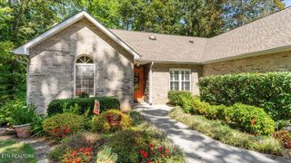 111 Kawatuska Way, Loudon, TN 37774
