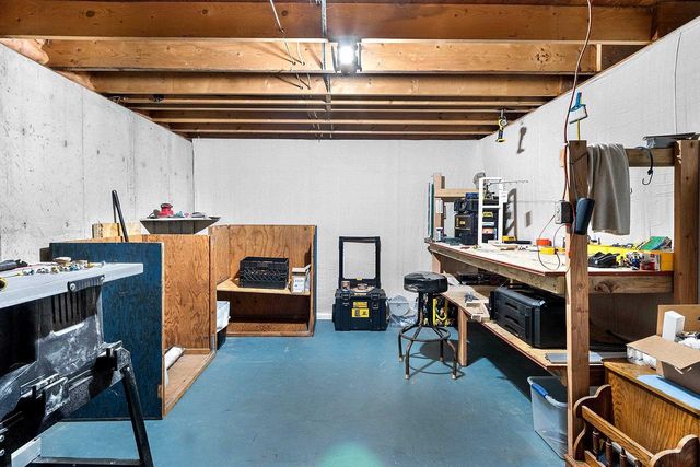 2796 CORMIER ROAD, Green Bay, WI 54313