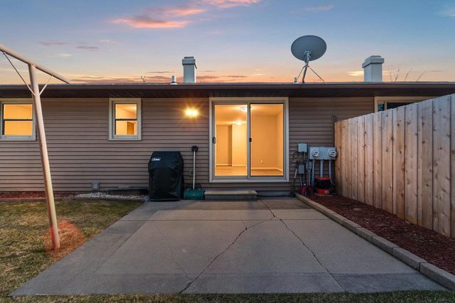 2796 CORMIER ROAD, Green Bay, WI 54313