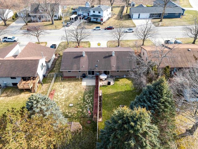 2796 CORMIER ROAD, Green Bay, WI 54313