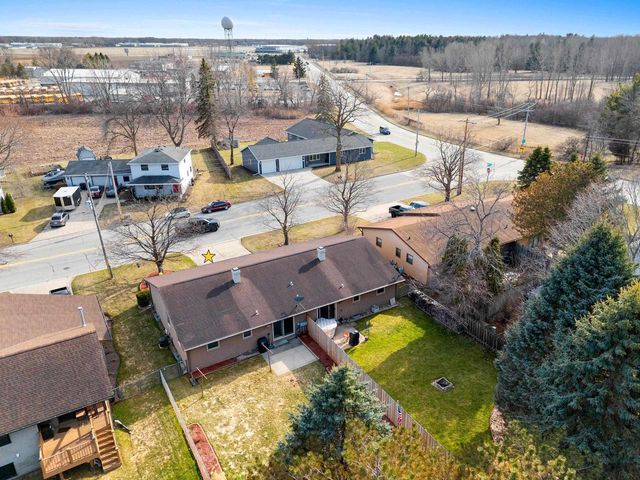 2796 CORMIER ROAD, Green Bay, WI 54313