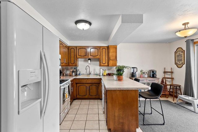 2796 CORMIER ROAD, Green Bay, WI 54313
