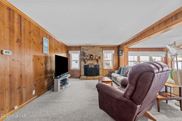 226 Shady Banks Beach Road, Washington, NC 27889