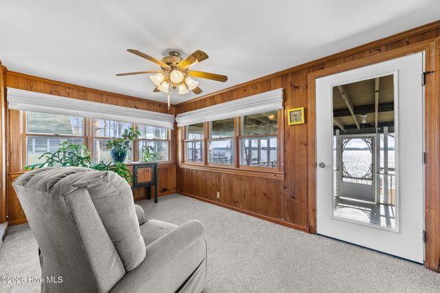 226 Shady Banks Beach Road, Washington, NC 27889