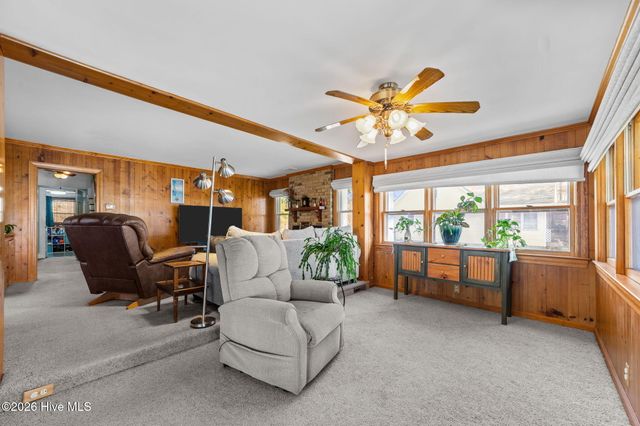 226 Shady Banks Beach Road, Washington, NC 27889