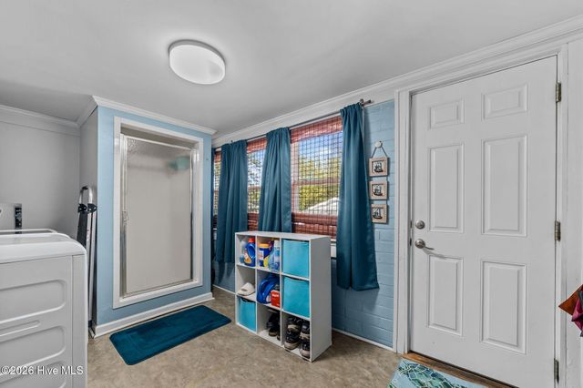 226 Shady Banks Beach Road, Washington, NC 27889