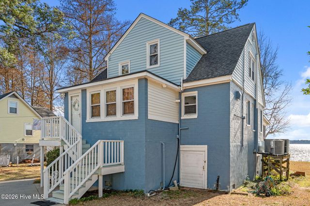 226 Shady Banks Beach Road, Washington, NC 27889