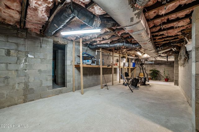 226 Shady Banks Beach Road, Washington, NC 27889