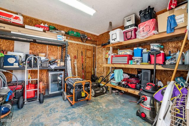 226 Shady Banks Beach Road, Washington, NC 27889