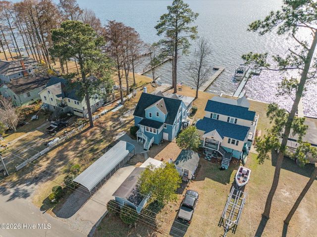 226 Shady Banks Beach Road, Washington, NC 27889