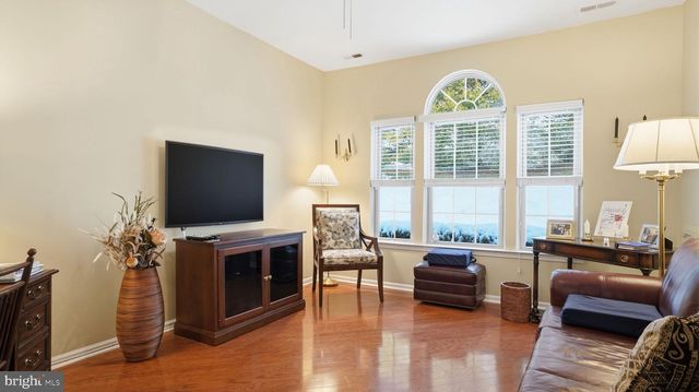 4 LEGACY OAKS DR, Richboro, PA 18954