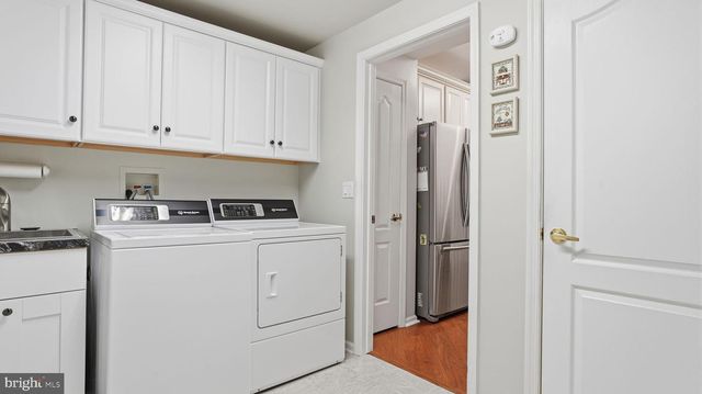 4 LEGACY OAKS DR, Richboro, PA 18954