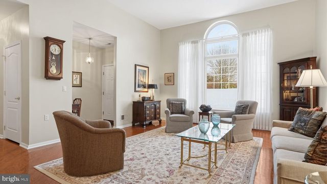 4 LEGACY OAKS DR, Richboro, PA 18954