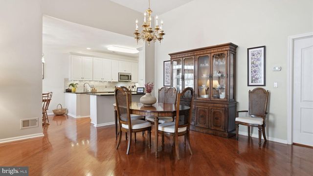 4 LEGACY OAKS DR, Richboro, PA 18954