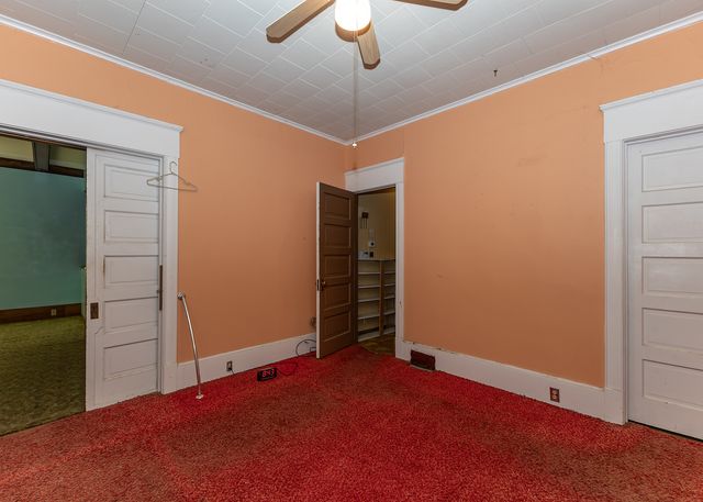 1116 N 2nd Street, Clinton, IA 52372