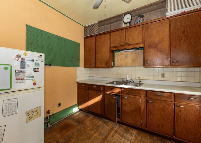 1116 N 2nd Street, Clinton, IA 52372