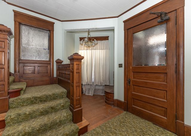 1116 N 2nd Street, Clinton, IA 52372