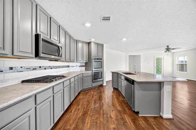 5202 Pine Forest Ridge Street, Katy, TX 77493