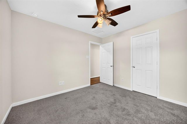 5202 Pine Forest Ridge Street, Katy, TX 77493