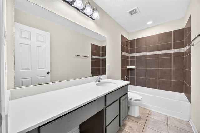5202 Pine Forest Ridge Street, Katy, TX 77493