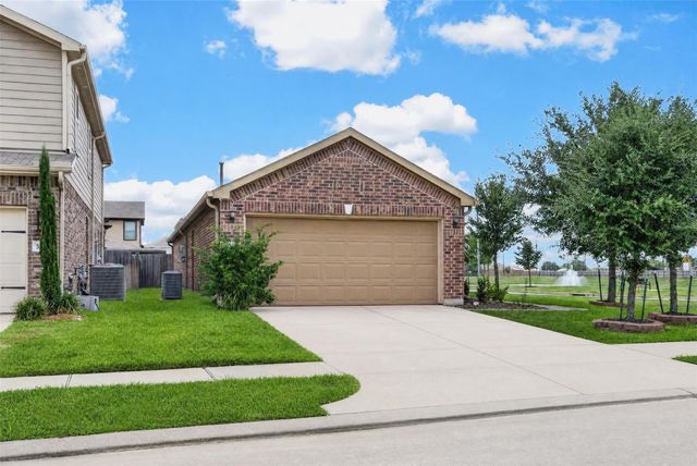 5202 Pine Forest Ridge Street, Katy, TX 77493