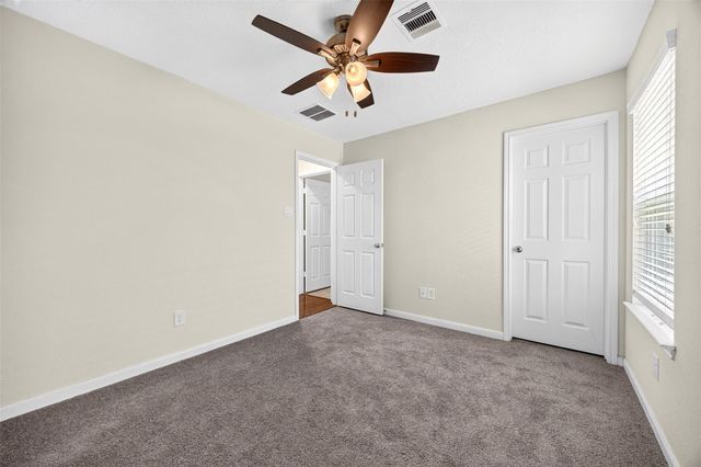 5202 Pine Forest Ridge Street, Katy, TX 77493
