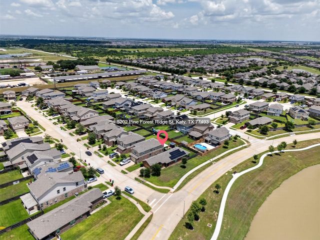 5202 Pine Forest Ridge Street, Katy, TX 77493
