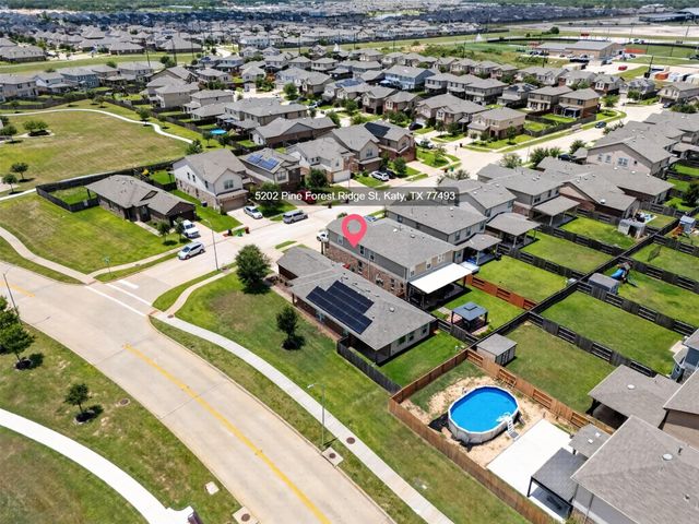 5202 Pine Forest Ridge Street, Katy, TX 77493