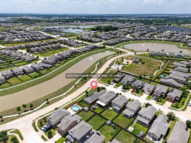 5202 Pine Forest Ridge Street, Katy, TX 77493