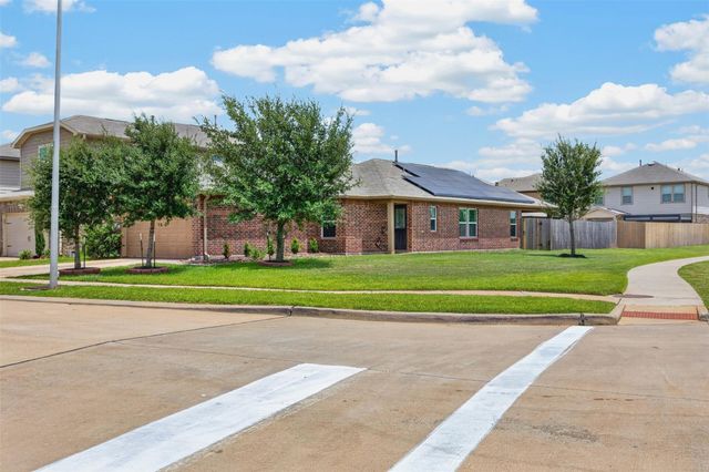 5202 Pine Forest Ridge Street, Katy, TX 77493