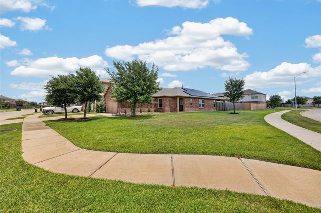 5202 Pine Forest Ridge Street, Katy, TX 77493