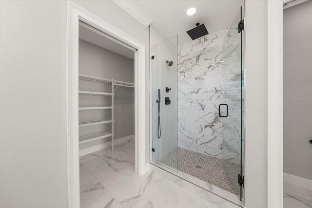 211 DOLPHIN POINT 203, Clearwater, FL 33767