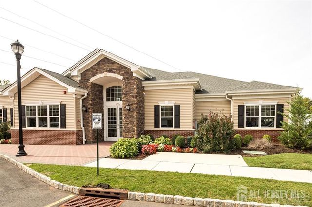 835 Liberty Court, Piscataway, NJ 08854