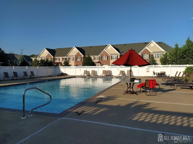 835 Liberty Court, Piscataway, NJ 08854