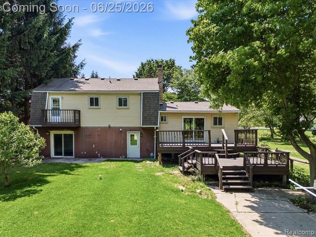 2861 Church Road, Columbus, MI 48063