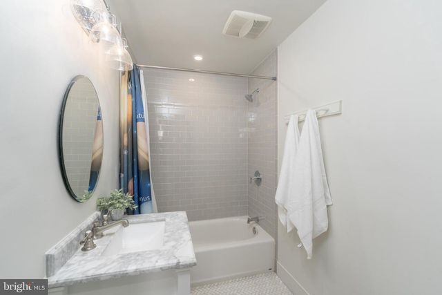 806 S ANN ST, Baltimore, MD 21231