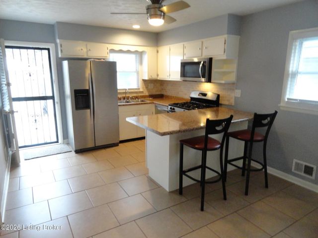 5531 Halstead Ave, Louisville, KY 40213