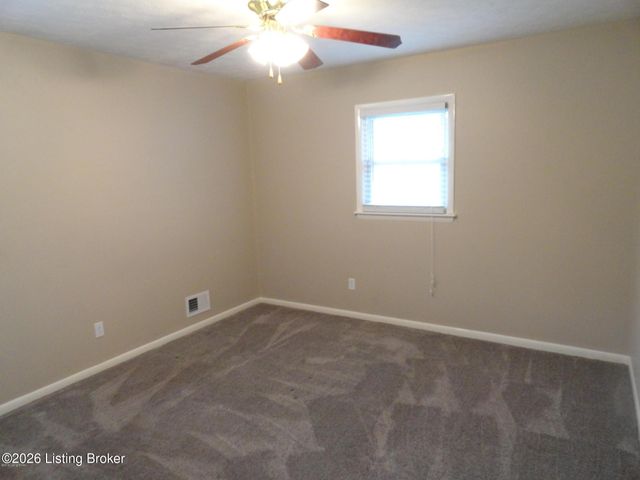 5531 Halstead Ave, Louisville, KY 40213