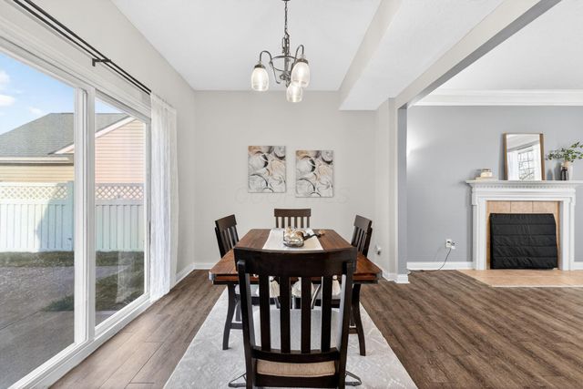 359 W Waterloo Street, Canal Winchester, OH 43110